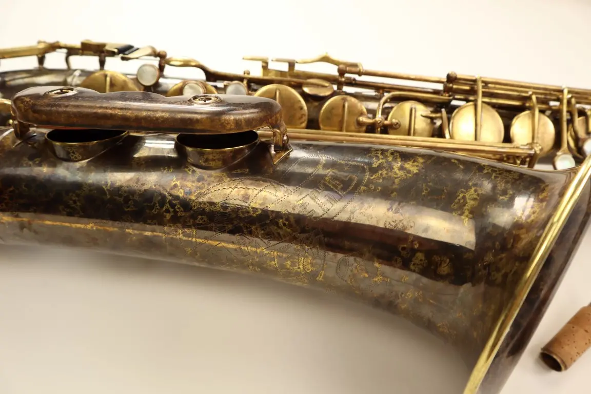 Saxophon patiniert