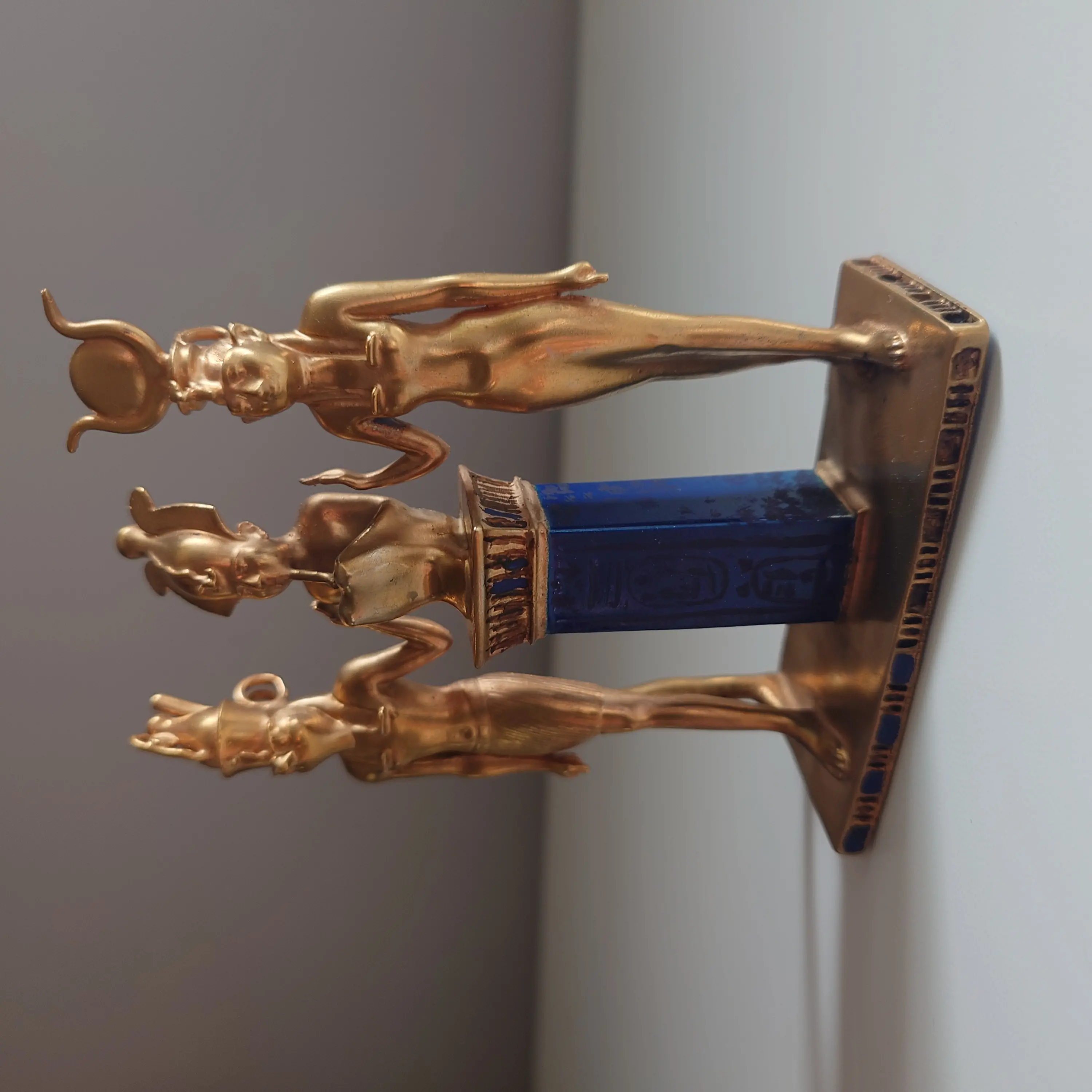 Pharao vergoldet, Sarkophag vergoldet, bemalte Büsten aus Ägypten, vergoldete Büsten vergoldete Statuen