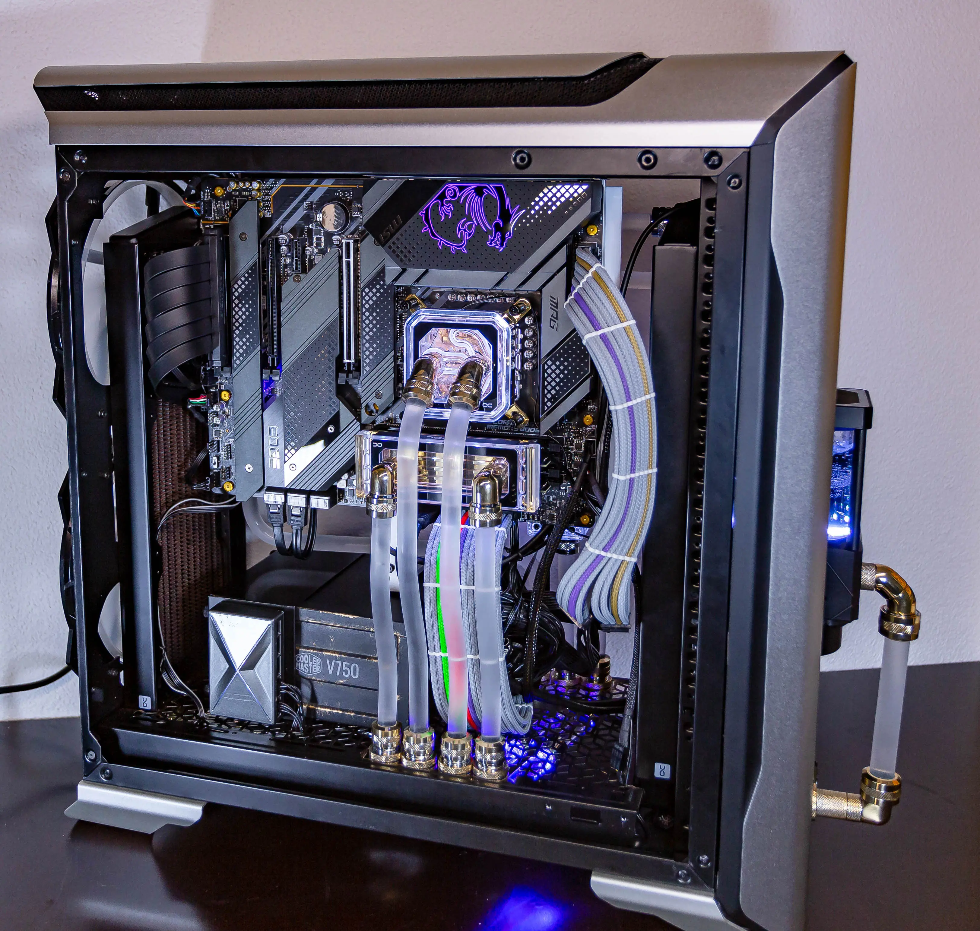 Modlab, PC Bauteile vergoldet, Pc Umbau, Wasserkühlung PC, Pc zusammenstellen, PC Gehäuse, Pc vergolden