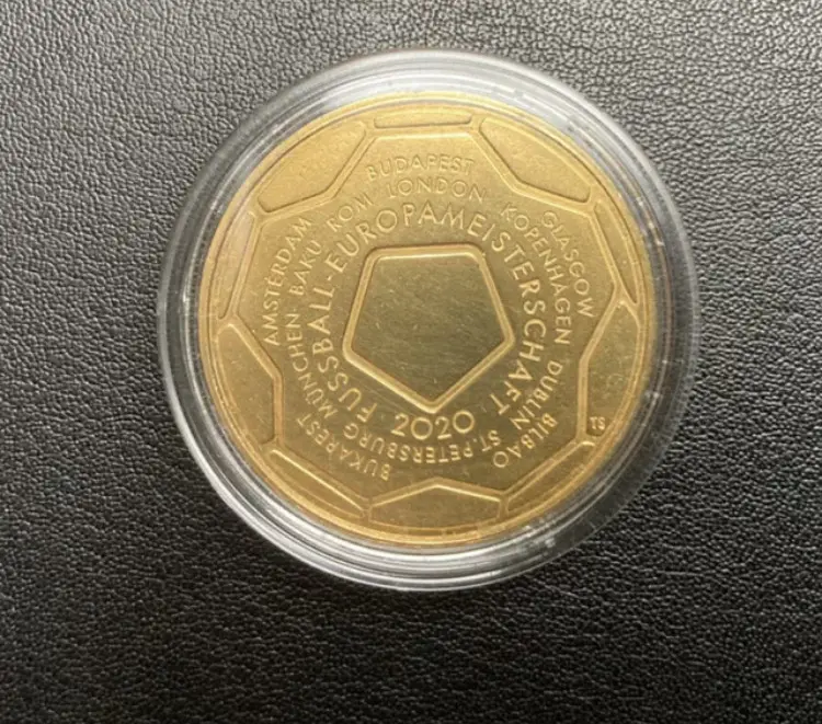 Münze galvanisieren vergoldet