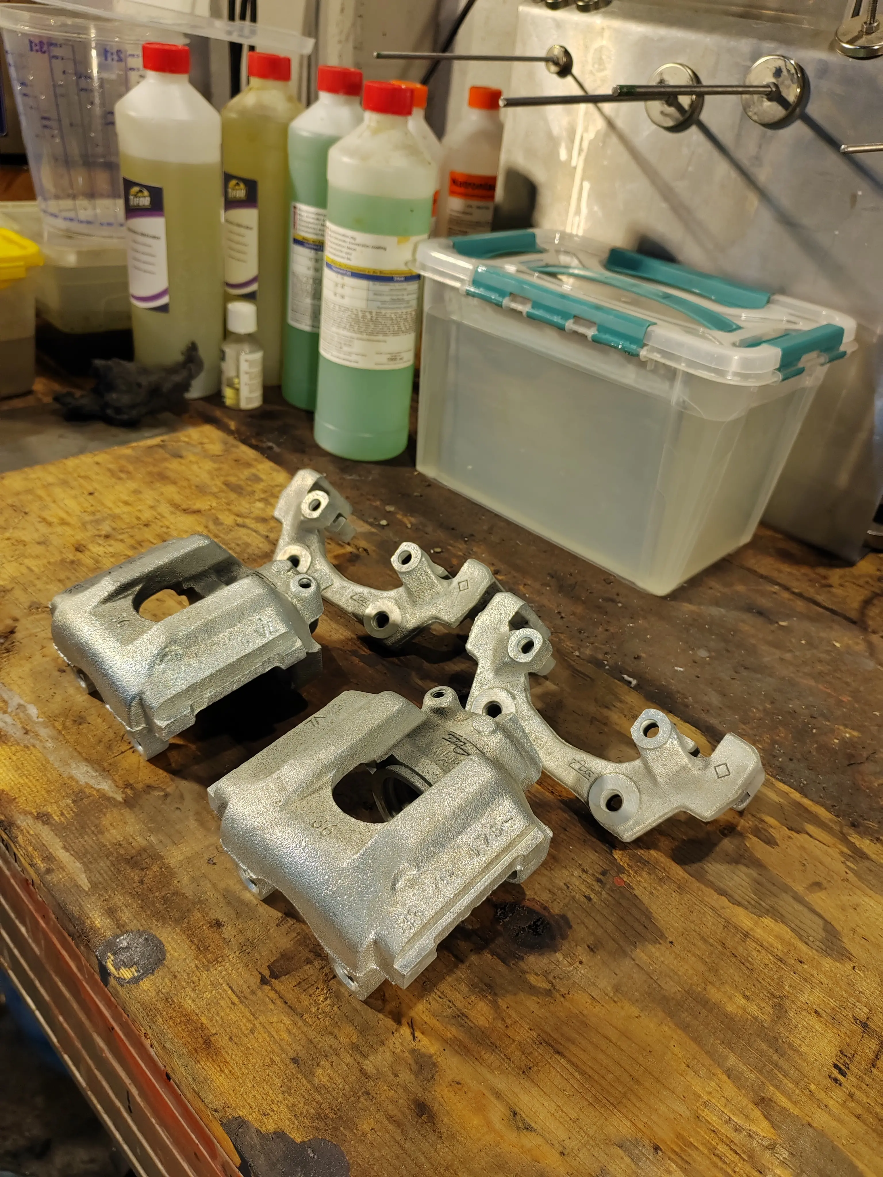 Bremssattel verzinkt galvanisieren BMW